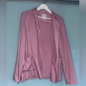 Loved, Like New Condition, Women’s Dusty Pink Tula Pocketed Blazer Jacket Size 6
